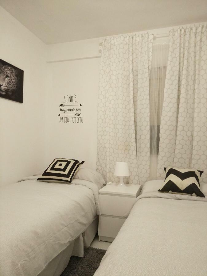 Apartamento Capuchinos Малага Экстерьер фото